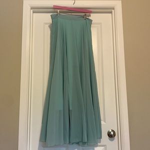 Chicwish flowy Chiffon Maxi skirt size L